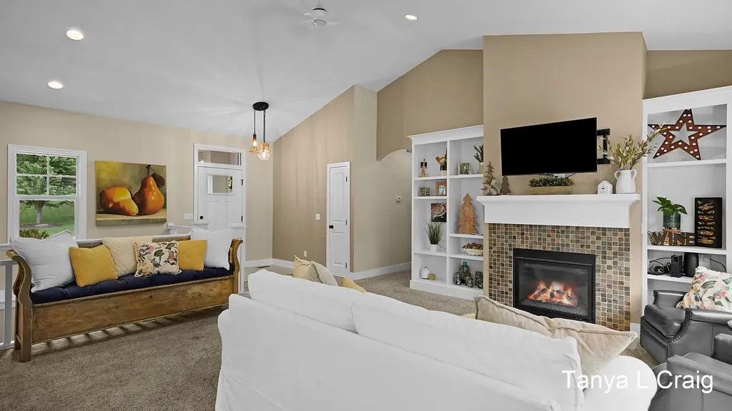 9266 Trafalgar Drive SE Caledonia Township MI 49302