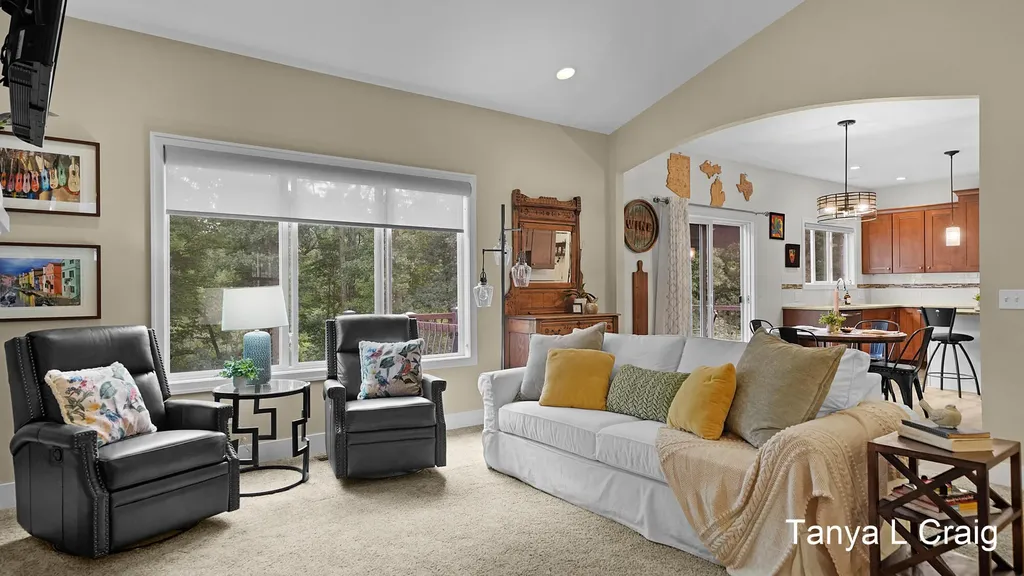 9266 Trafalgar Drive SE Caledonia Township MI 49302