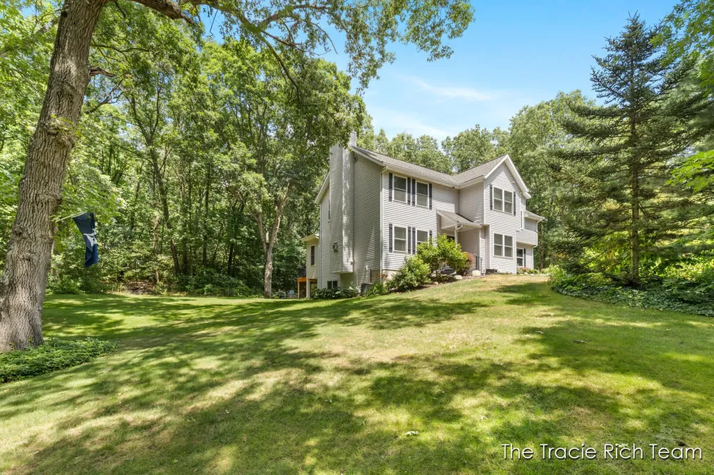 4669 Wood Valley Court NE Algoma Township MI 49341