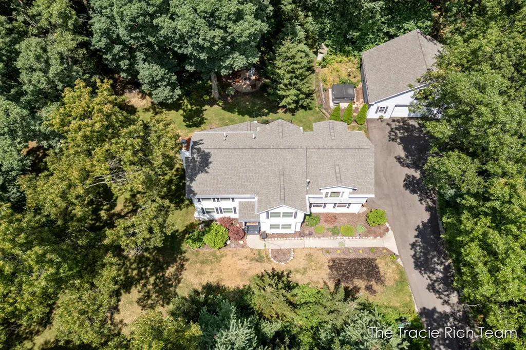 4669 Wood Valley Court NE Algoma Township MI 49341