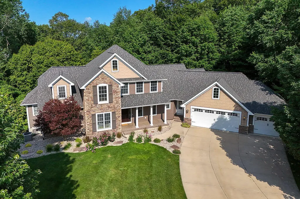 3703 Westbeech Court Georgetown Charter Township MI 49426