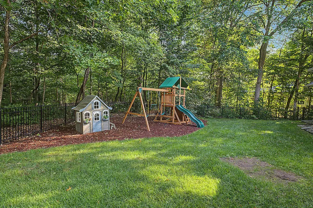 3703 Westbeech Court Georgetown Charter Township MI 49426