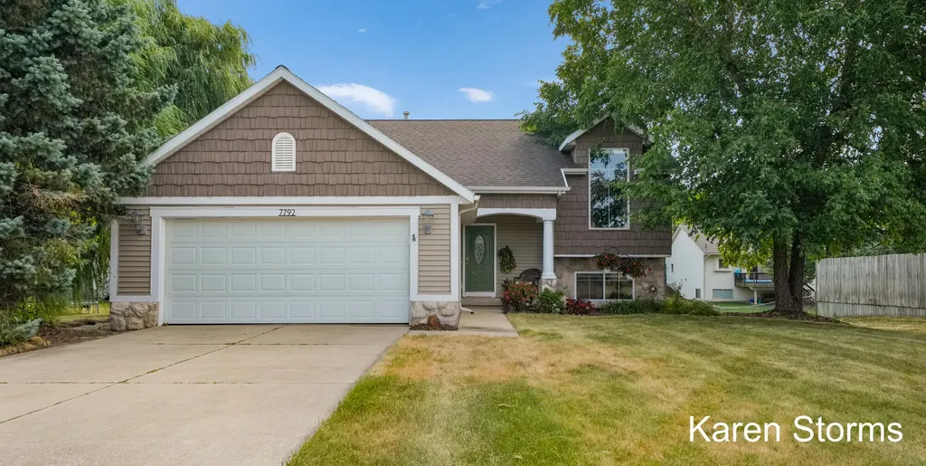 7792 Westside Drive Hudsonville City MI 49426