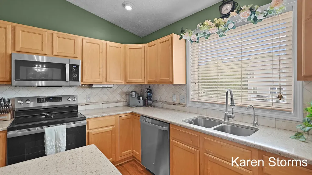 7792 Westside Drive Hudsonville City MI 49426