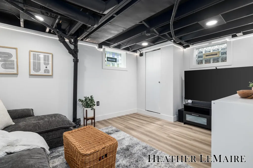 515 Alger Street SE Grand Rapids City MI 49507