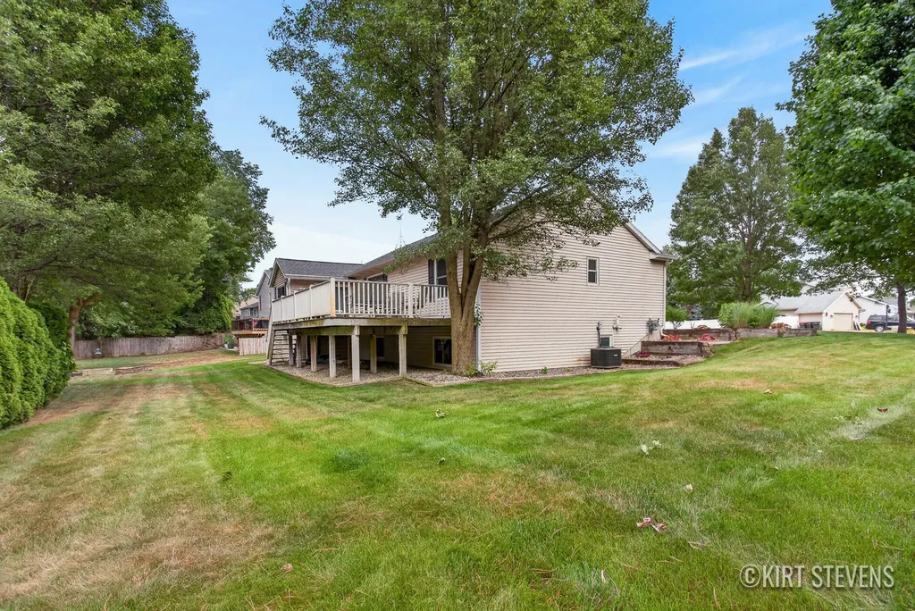 5911 Frostline Drive Allendale Charter Township MI 49401