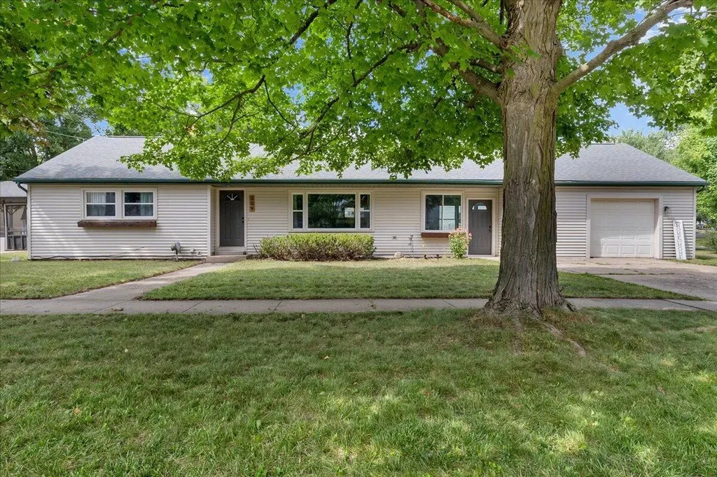 309 W South Street Hastings City MI 49058