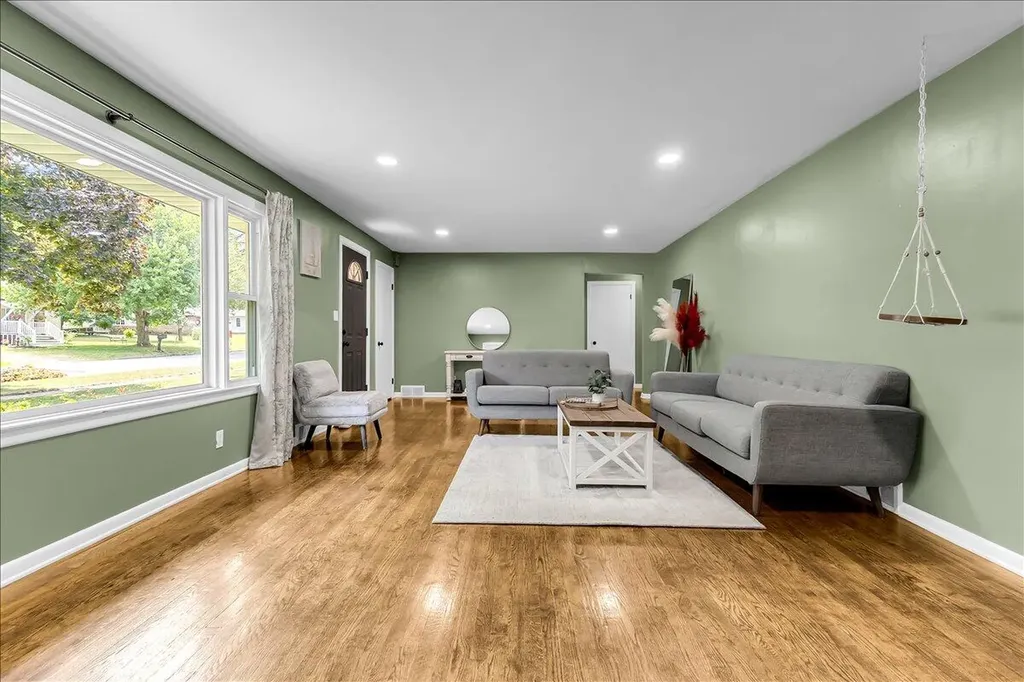 309 W South Street Hastings City MI 49058