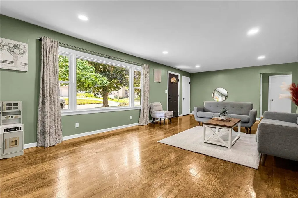 309 W South Street Hastings City MI 49058
