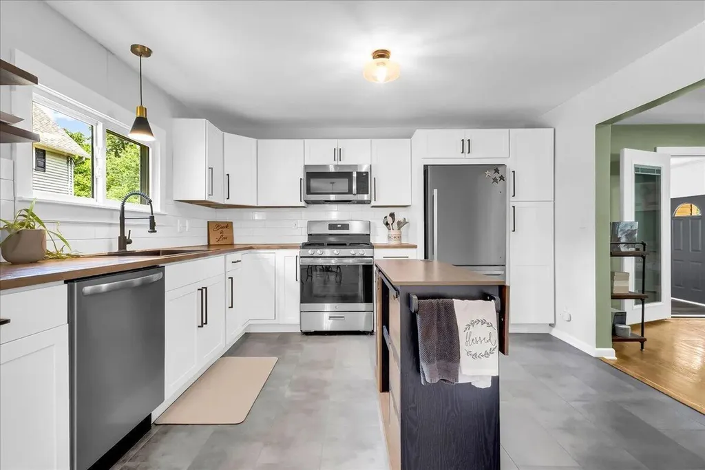 309 W South Street Hastings City MI 49058