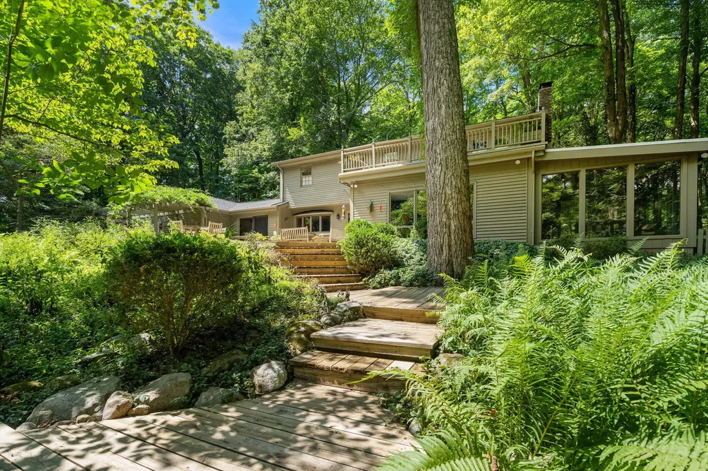 10265 River Shore Drive Caledonia Township MI 49316