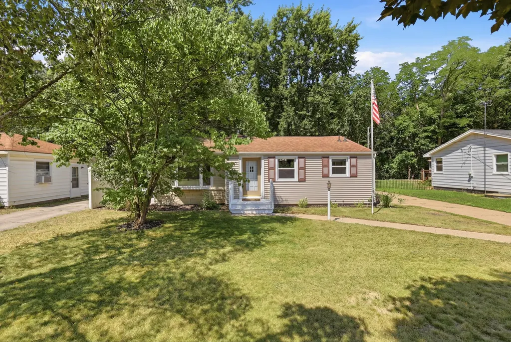 4149 Heron Avenue SW Wyoming City MI 49509