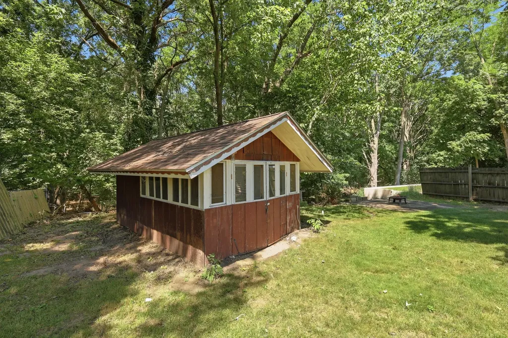 4149 Heron Avenue SW Wyoming City MI 49509