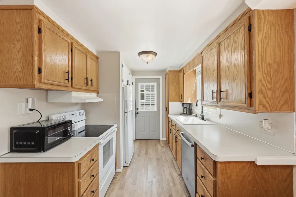 4149 Heron Avenue SW Wyoming City MI 49509