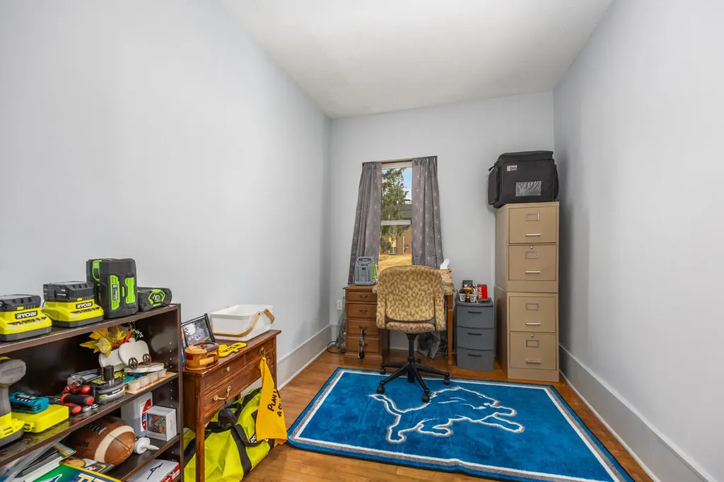 852 Leonard Street NE Grand Rapids City MI 49503