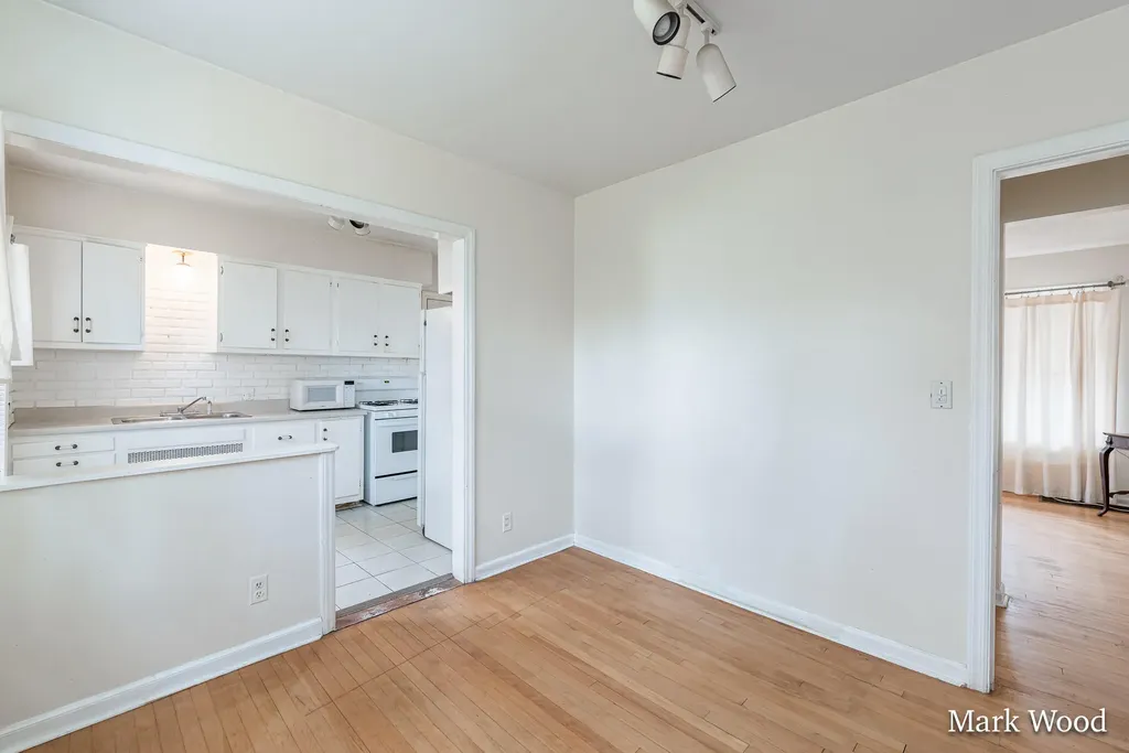 2505 Boston Street SE East Grand Rapids City MI 49506