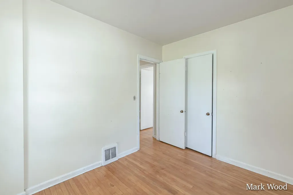 2505 Boston Street SE East Grand Rapids City MI 49506