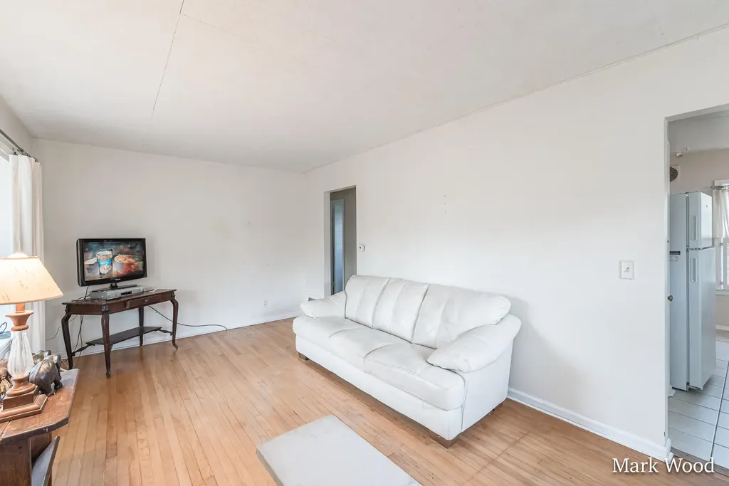 2505 Boston Street SE East Grand Rapids City MI 49506