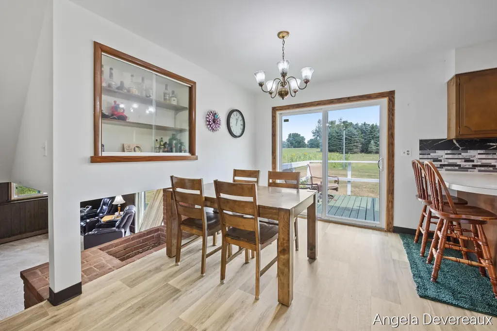 2637 17 Mile Road Tyrone Township MI 49330