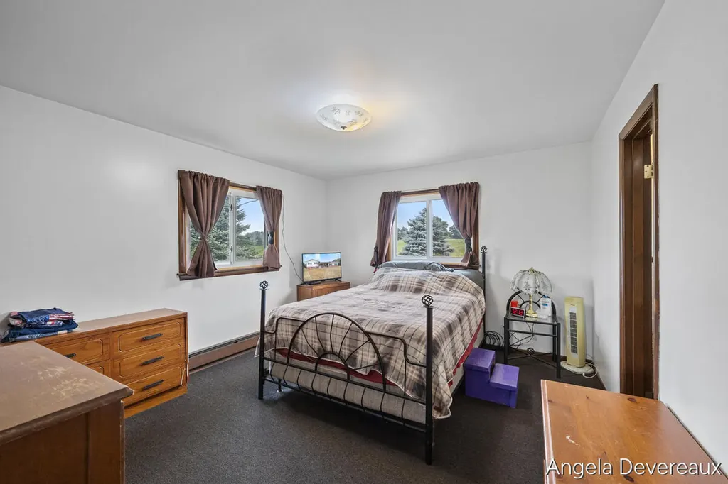 2637 17 Mile Road Tyrone Township MI 49330