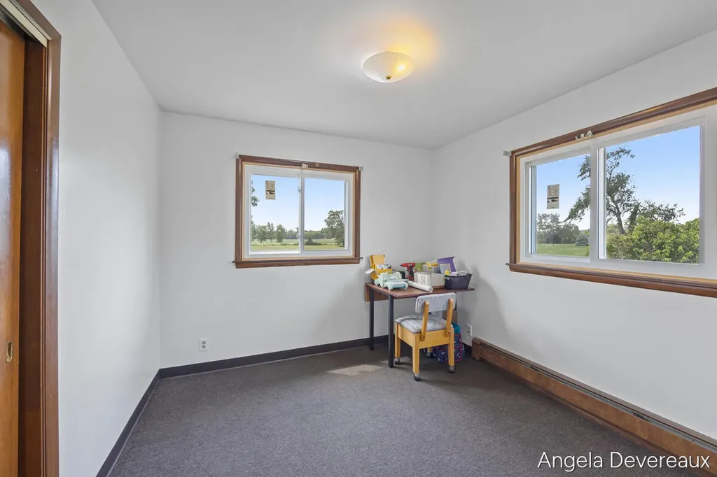 2637 17 Mile Road Tyrone Township MI 49330