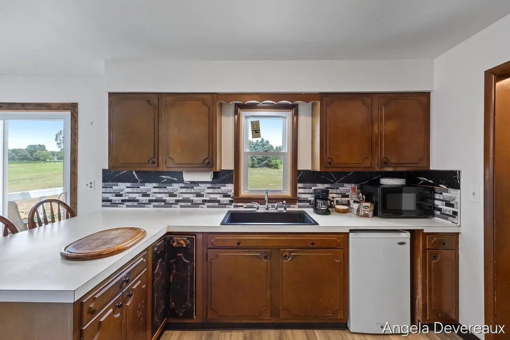 2637 17 Mile Road Tyrone Township MI 49330