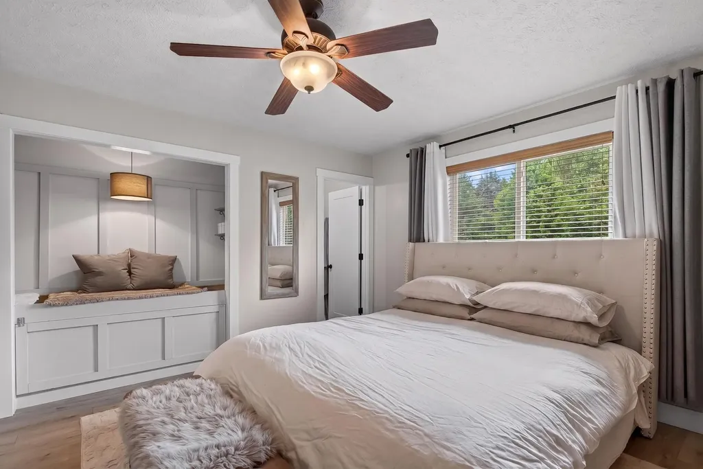 6935 Brow-myer Drive NE Courtland Township MI 49341