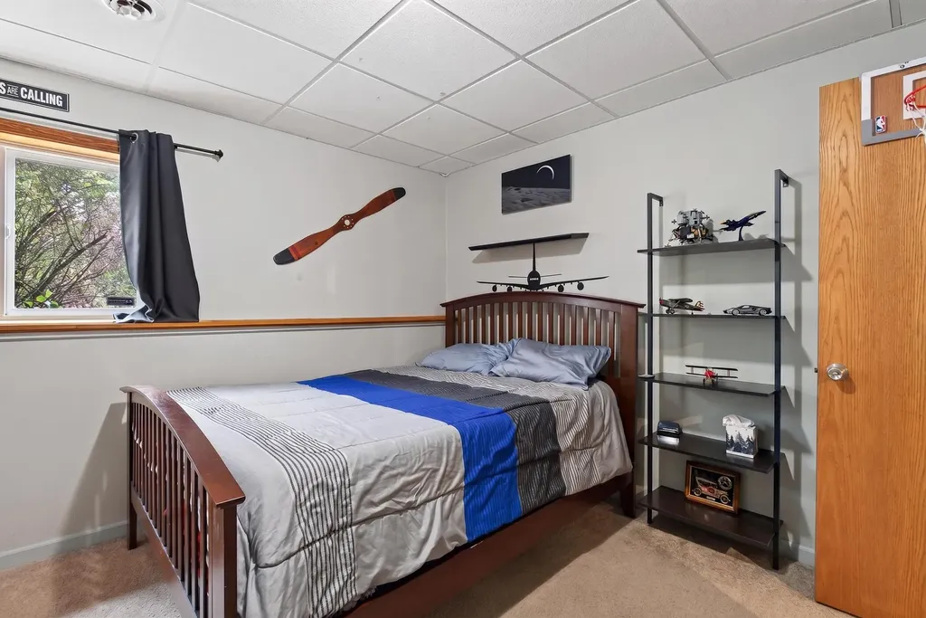6935 Brow-myer Drive NE Courtland Township MI 49341