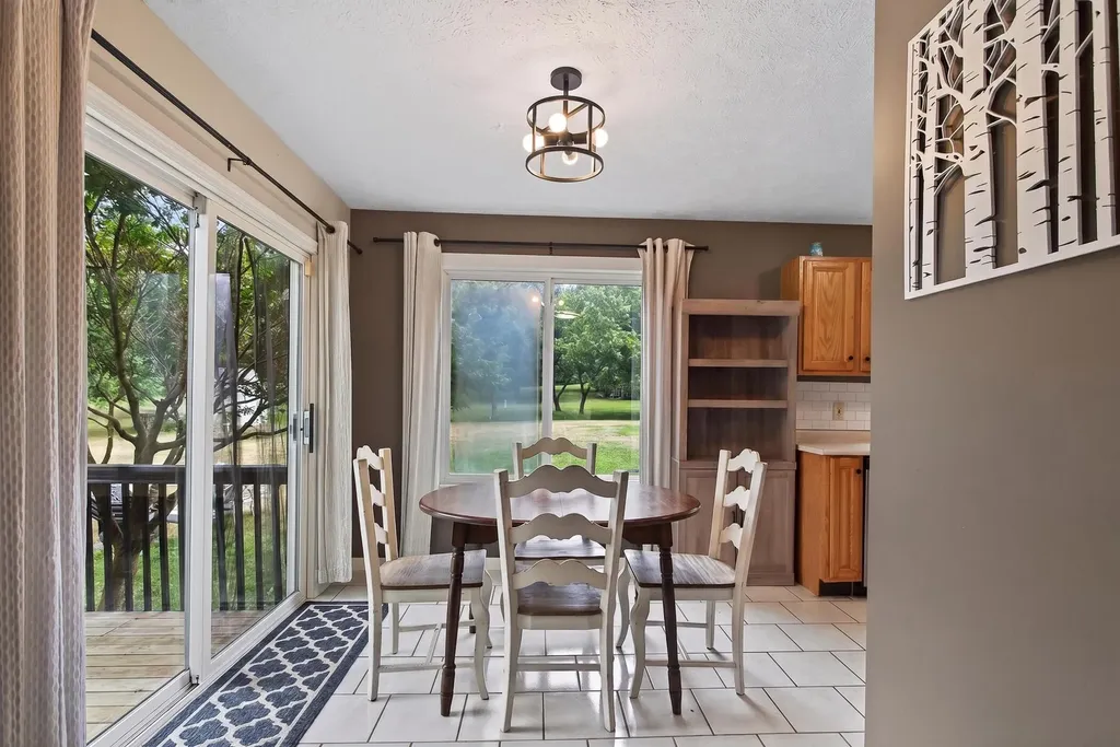 6935 Brow-myer Drive NE Courtland Township MI 49341