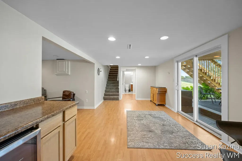 4437 Forest Park Drive SW Wyoming City MI 49519
