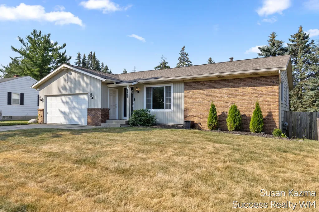 4437 Forest Park Drive SW Wyoming City MI 49519