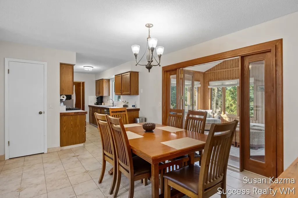 4437 Forest Park Drive SW Wyoming City MI 49519
