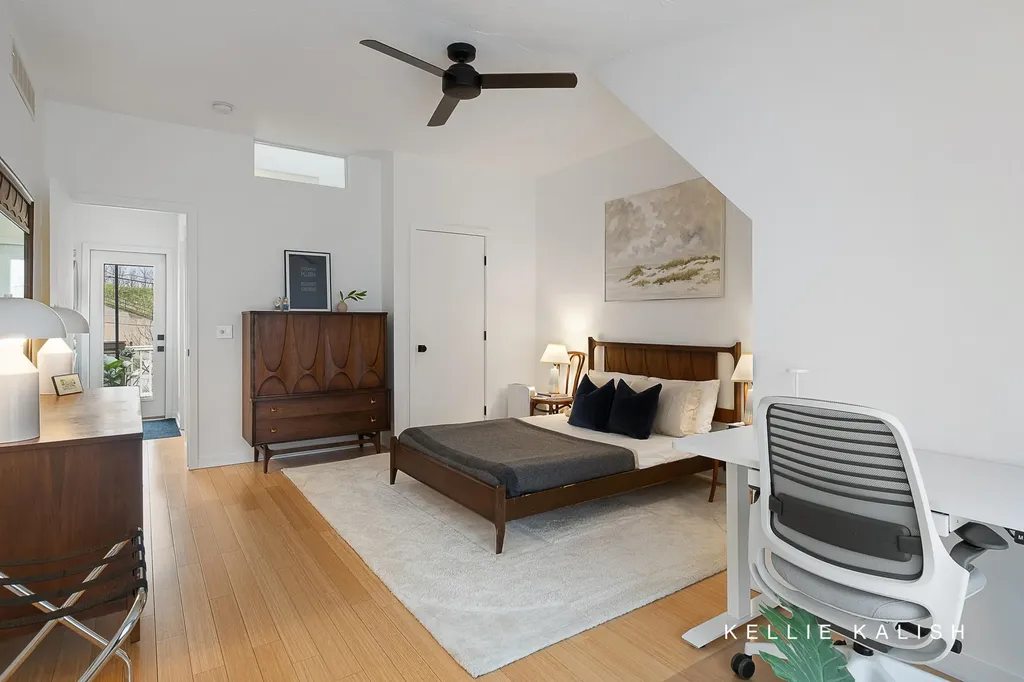 814 Livingston Avenue NE Grand Rapids City MI 49503