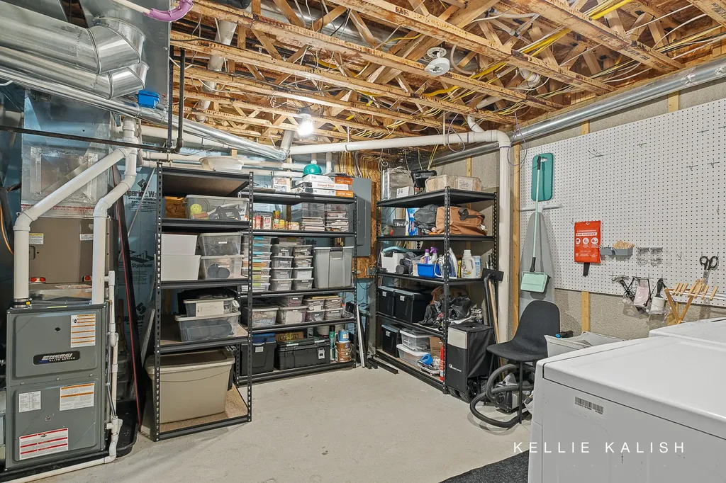 814 Livingston Avenue NE Grand Rapids City MI 49503
