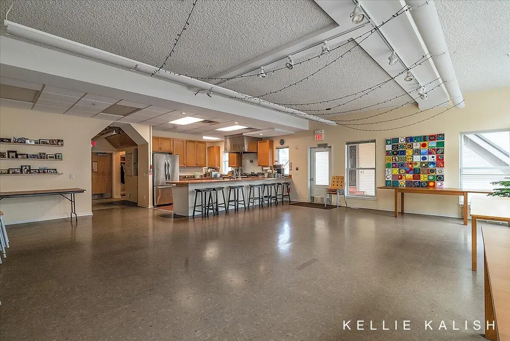 814 Livingston Avenue NE Grand Rapids City MI 49503