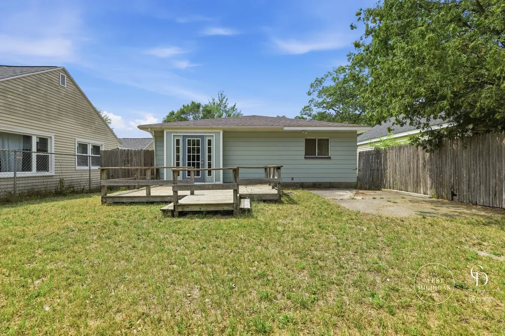 580 West Street Muskegon Charter Township MI 49442