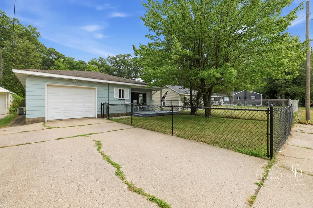 580 West Street Muskegon Charter Township MI 49442