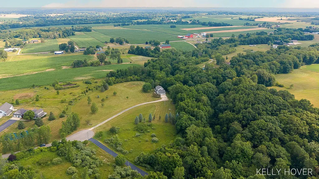 3686 Whitetail Trail Tallmadge Charter Township MI 49435