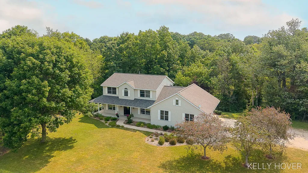 3686 Whitetail Trail Tallmadge Charter Township MI 49435