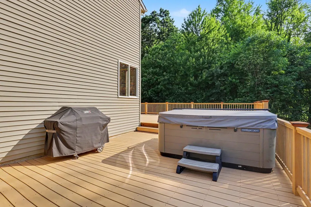 7342 Silver Meadow Drive NE Cannon Township MI 49341