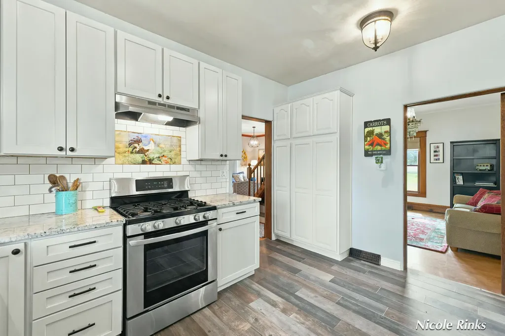 10887 60th Street SE Lowell Charter Township MI 49302
