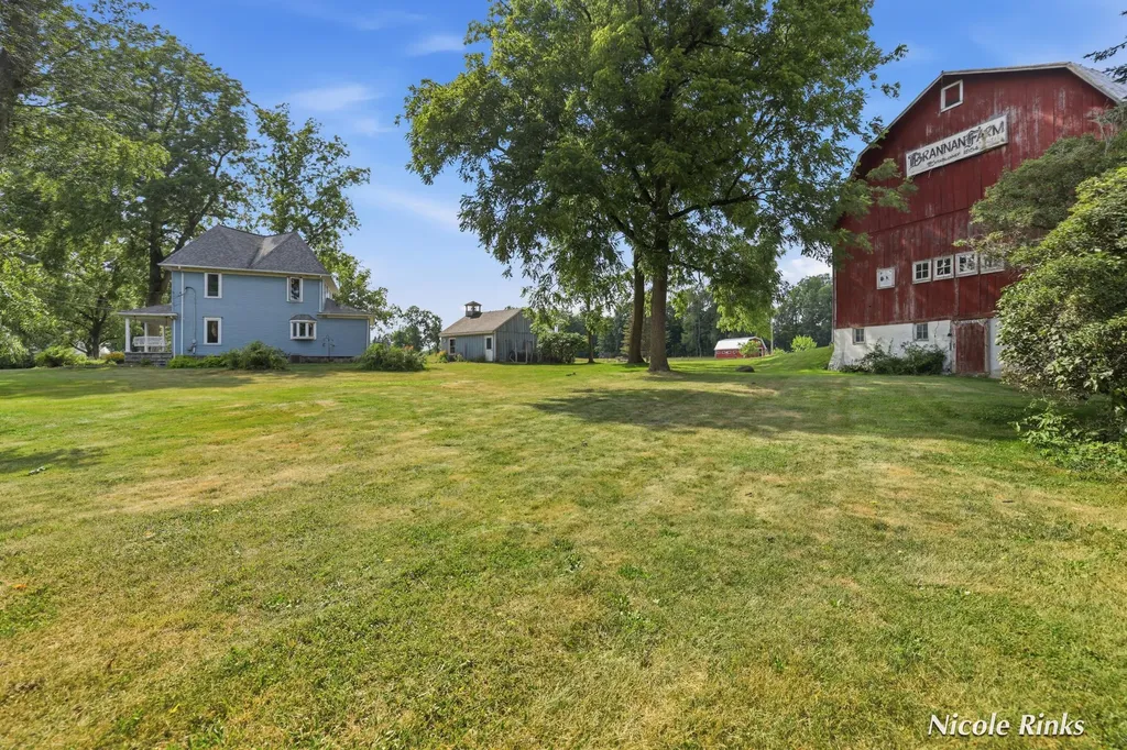 10887 60th Street SE Lowell Charter Township MI 49302