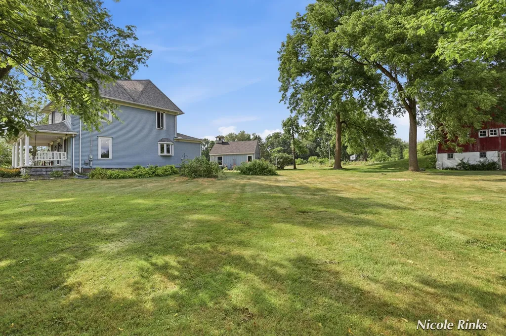 10887 60th Street SE Lowell Charter Township MI 49302