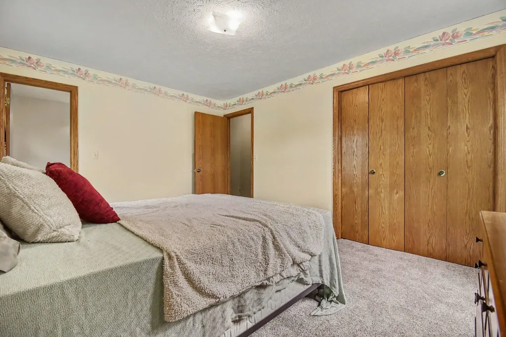 6651 Sunfield Drive SW Byron Township MI 49315