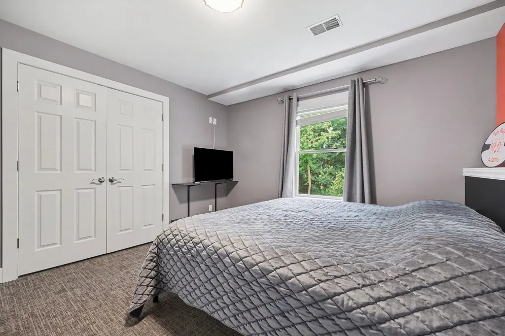 330 Glenwoods Court NE Rockford City MI 49341