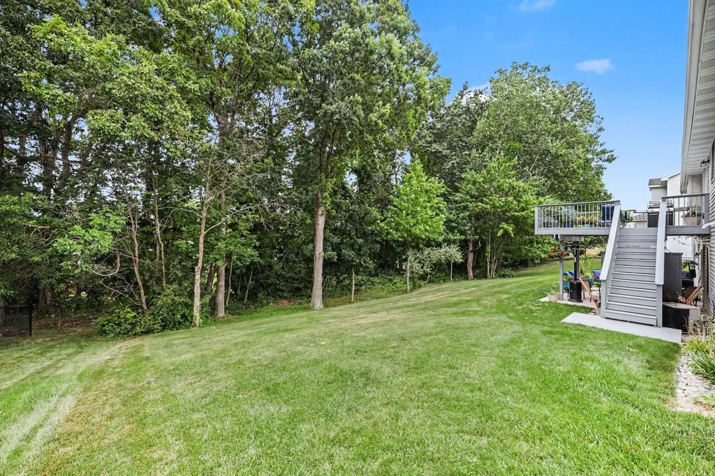 330 Glenwoods Court NE Rockford City MI 49341