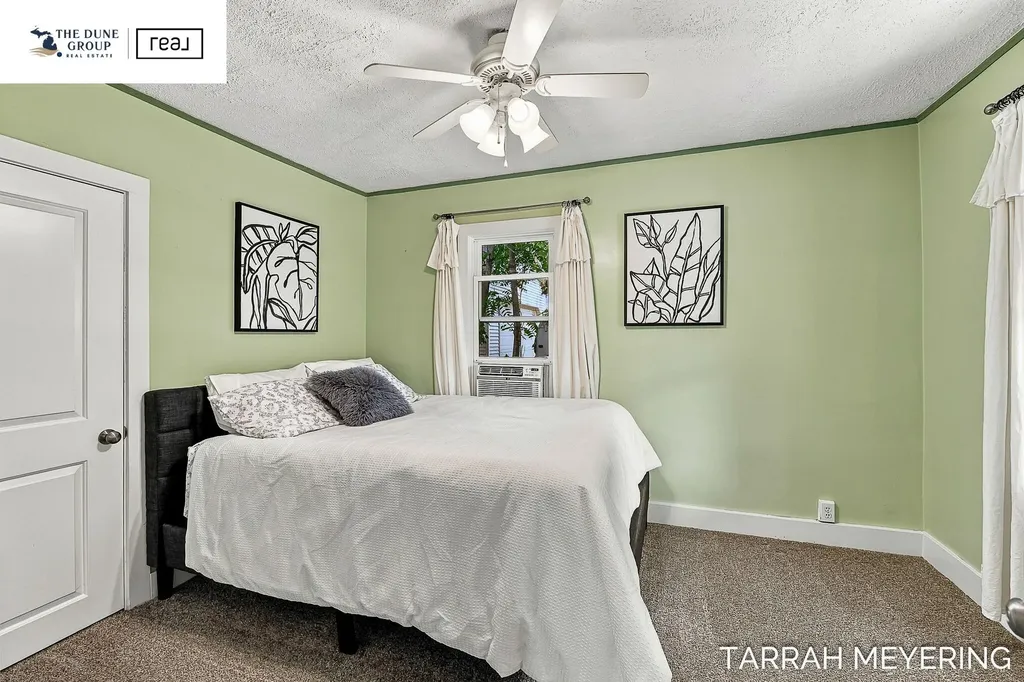 3225 Gladiola Avenue SW Wyoming City MI 49519