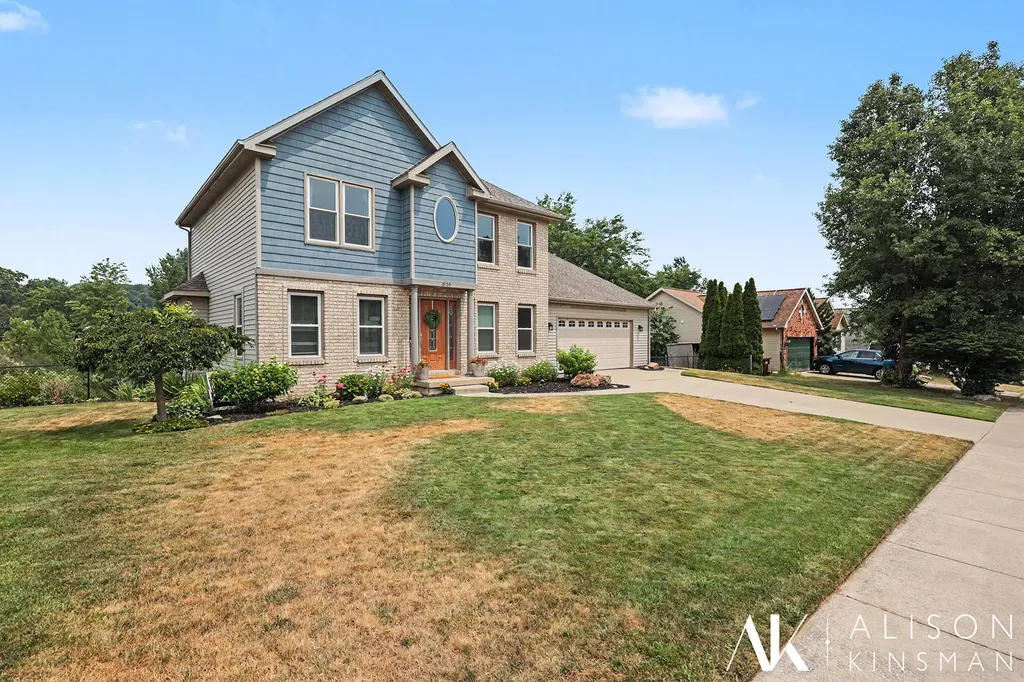 6150 Viewpoint Drive NE Plainfield Charter Township MI 49306