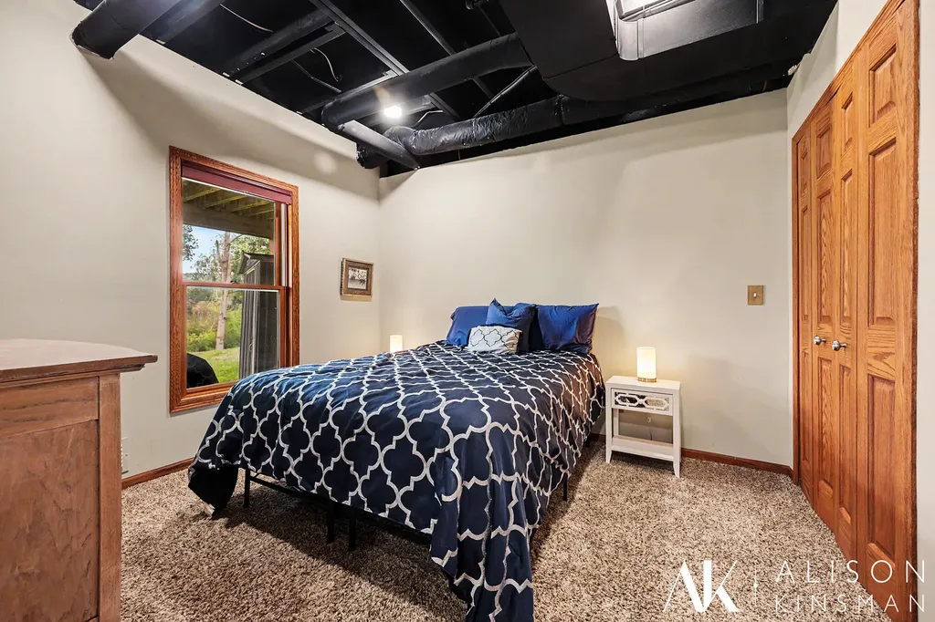 6150 Viewpoint Drive NE Plainfield Charter Township MI 49306