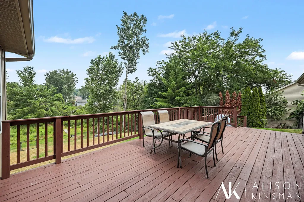 6150 Viewpoint Drive NE Plainfield Charter Township MI 49306